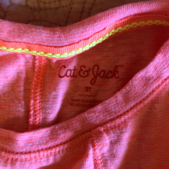 Cat and Jack T-shirt - Picture 2 of 2